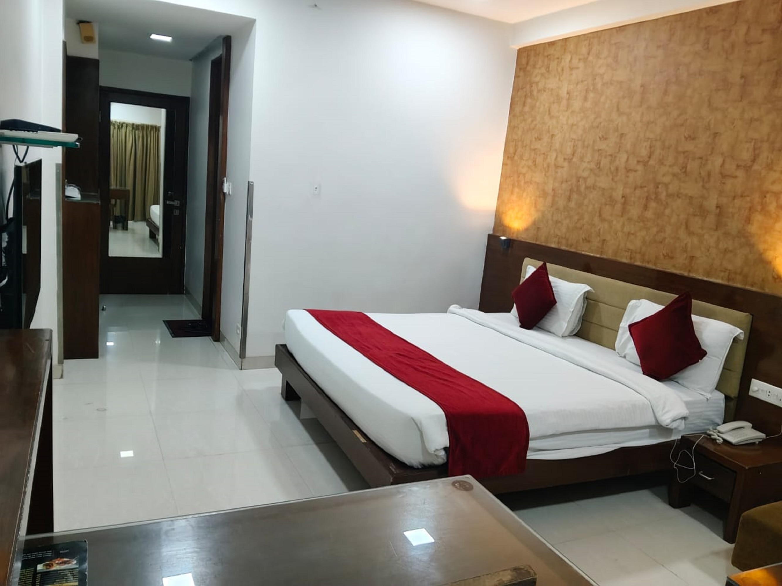 Executive AC Room 1