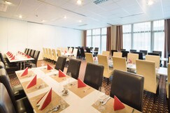 Best Western Smart Hotel, Modling