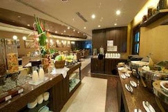 Ramada by Wyndham Manila Central, Metro Manila