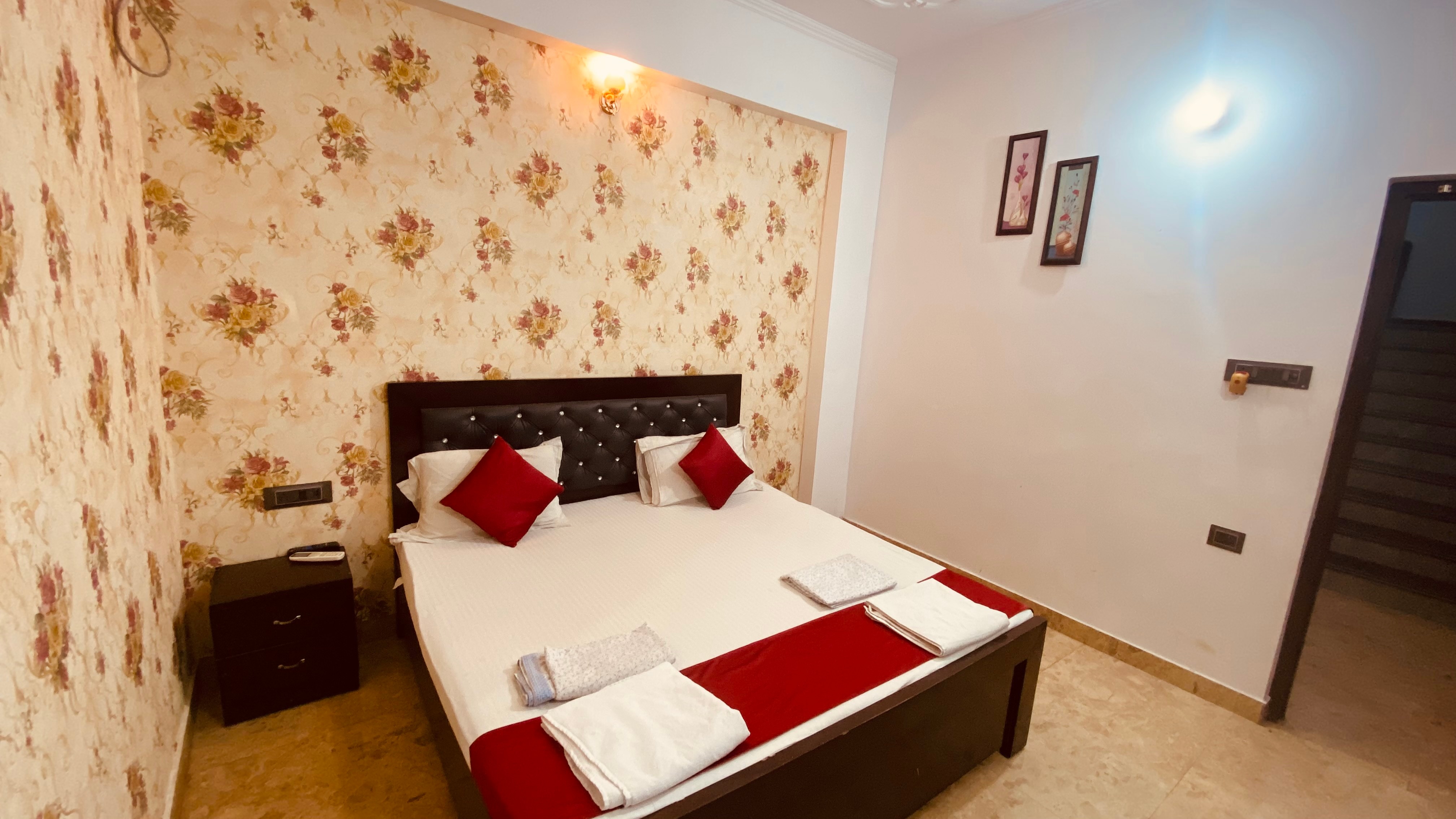 Shivalik Residency - Tap to explore photos