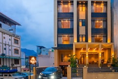 Moustache Select rishikesh, Rishikesh