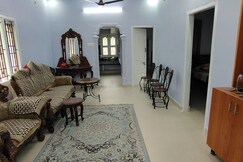 S.M.GARDENS, Karur