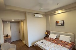 Omaxe luxury stay, Greater Noida