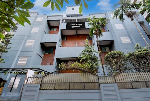 Townhouse Viman Nagar Business Stay Formerly Silver Crest