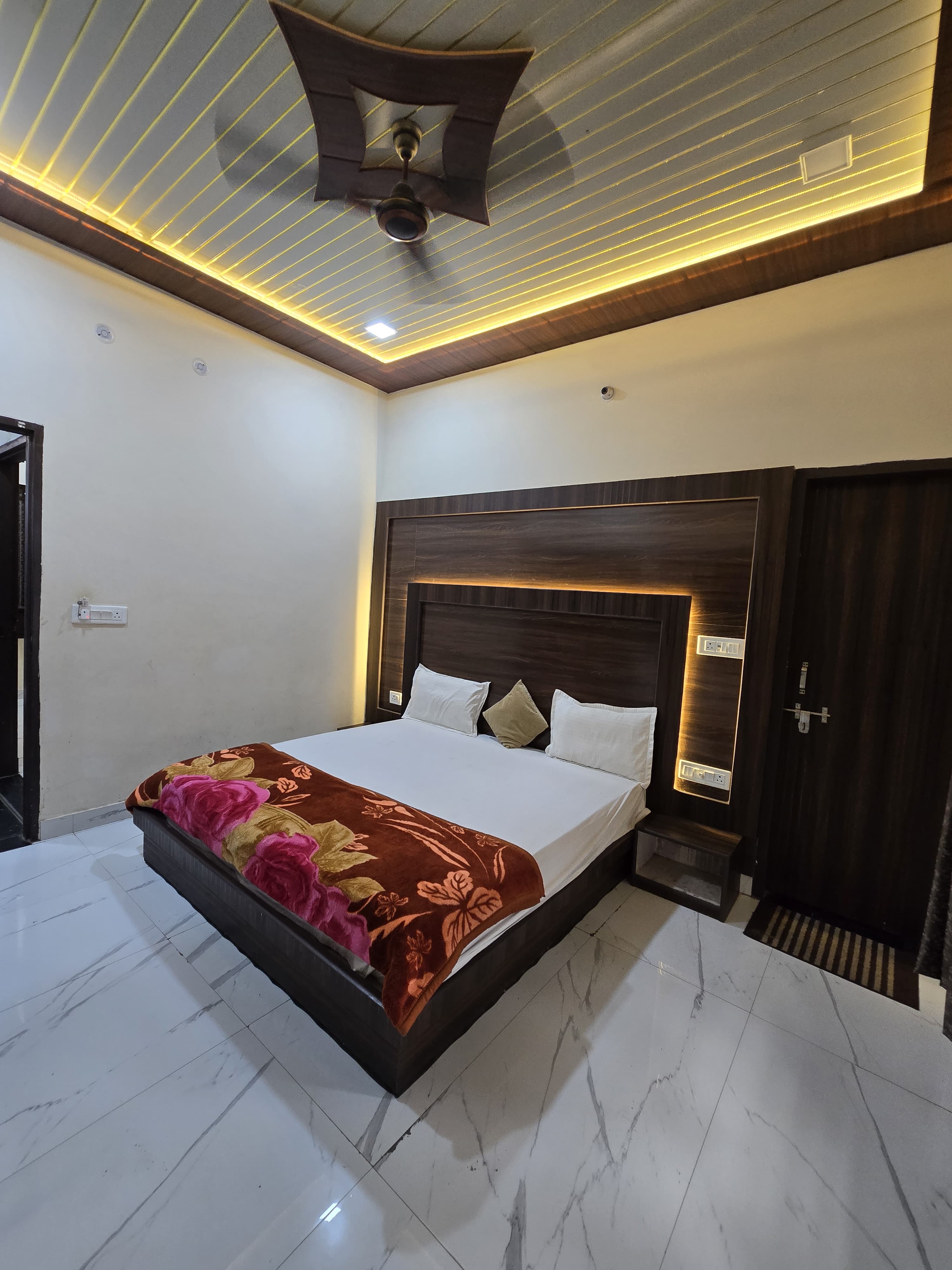 Shree Mohini Kunj - Tap to explore photos