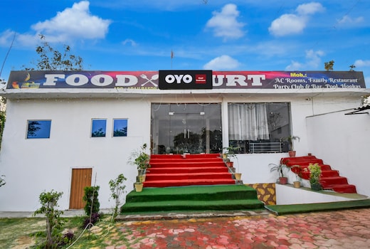 SPOT ON Food Court &club