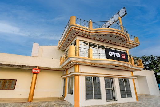 Hotel O The Aadvan Palace