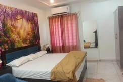 OYO Shrihans Rooms, Karimnagar