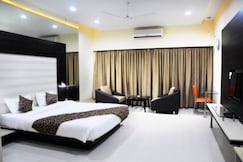 New Regal Palace, Erandol