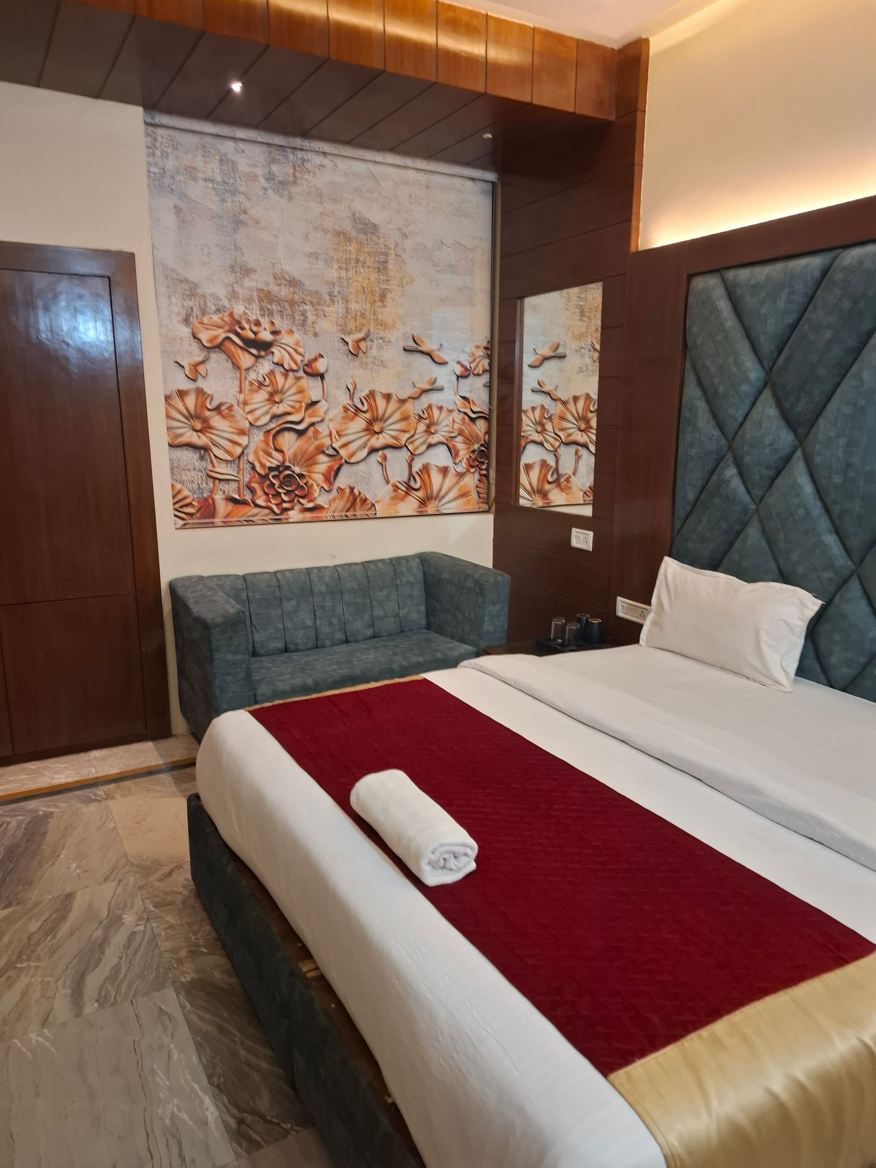 Hotel Saket - Tap to explore photos
