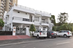 BALBIR NIWAS GUESTHOUSE, Udaipur