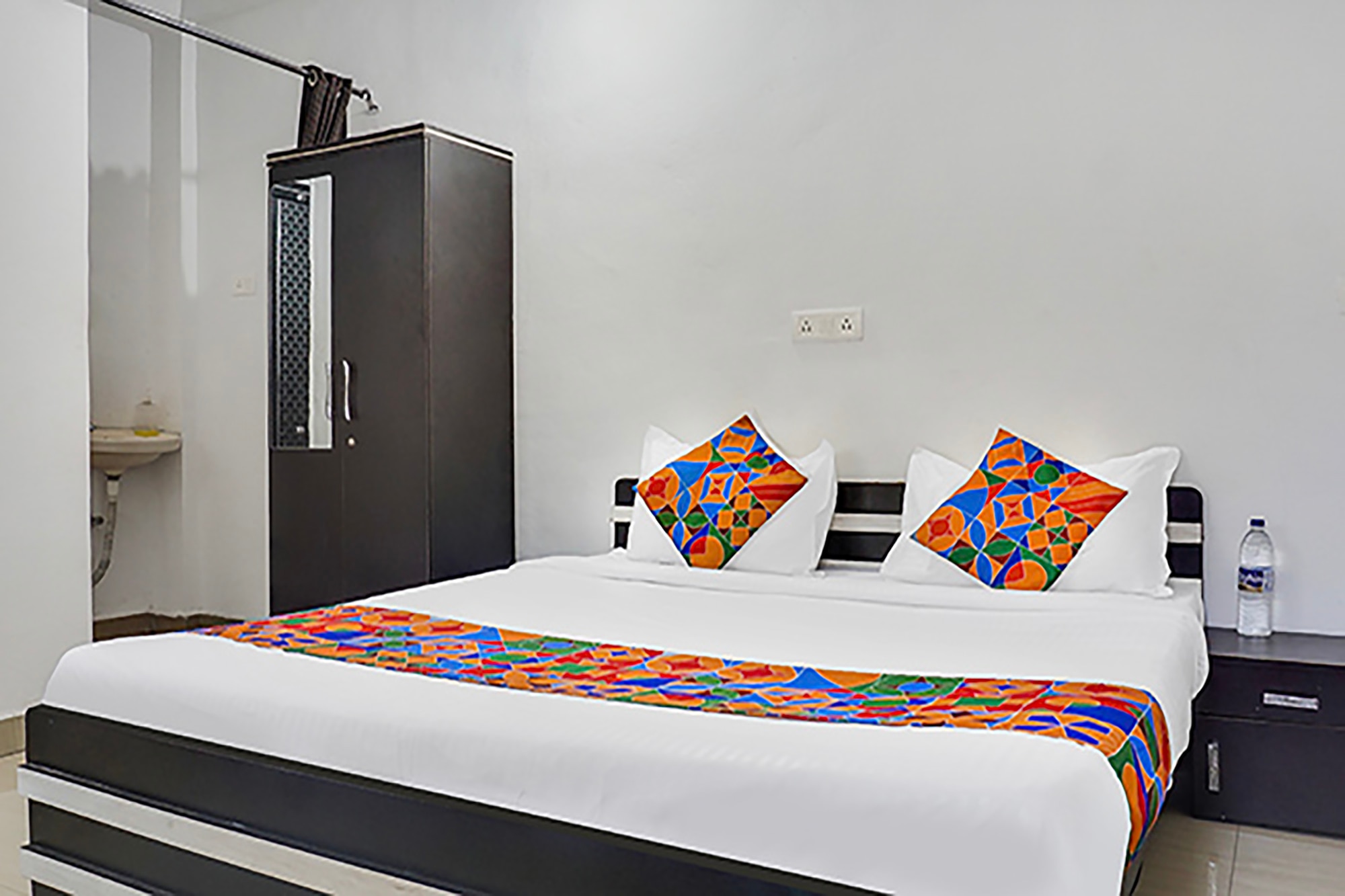 FabHotel Galaxy Airport Inn, Airport Road - Tap to explore photos