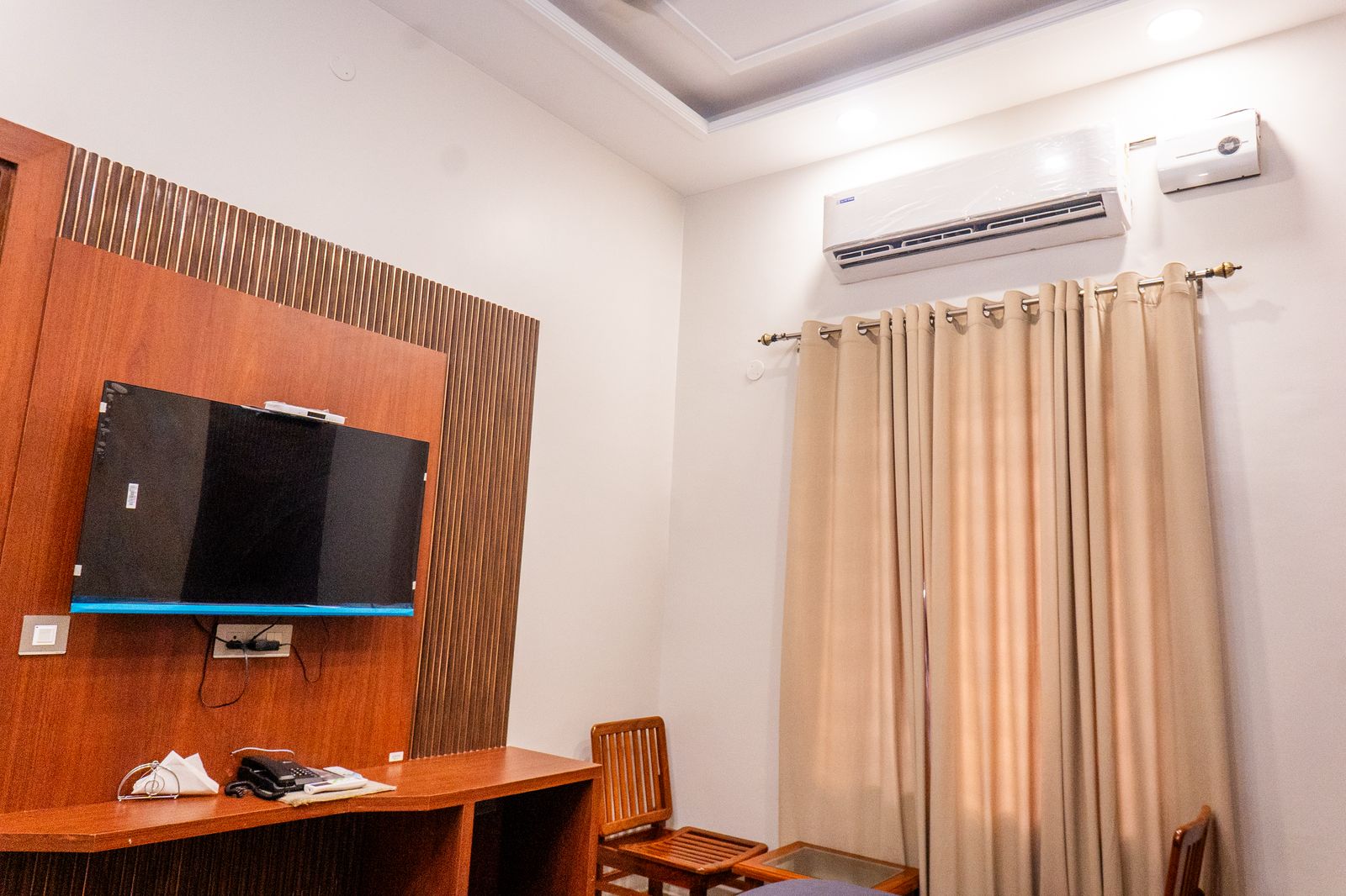 New Fateh Chand Da Hotel - Tap to explore photos