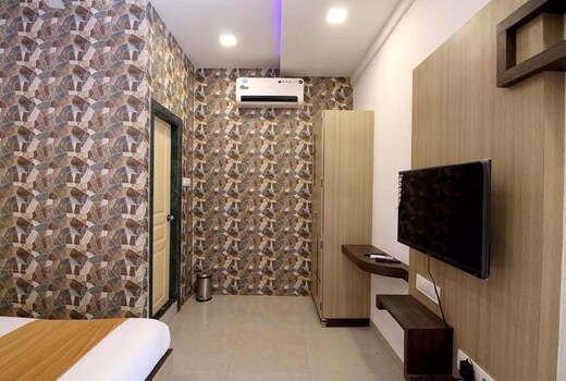 Download Hotel Golden Residency Mumbai Hotel Price Address Reviews HD Get Wallpaper Hotel Golden Residency Mumbai Hotel Price Address Reviews For Android Free