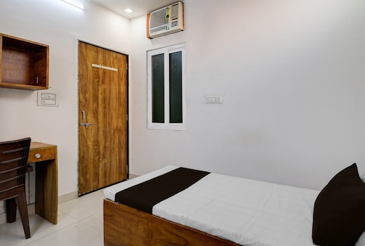 Hotel O Ramanam Residency
