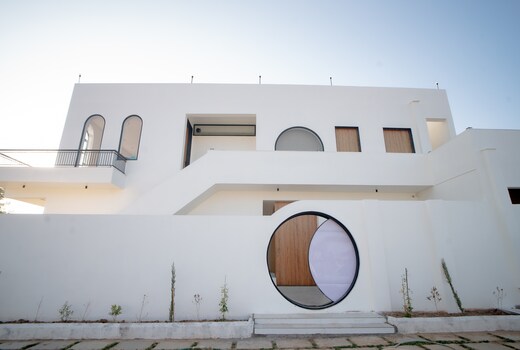 Moon House |Entire 5 BHK with Bali Theme