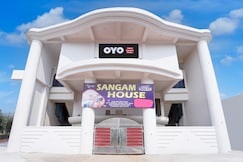 Hotel White House, Prayagraj