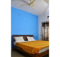 Deluxe Double Bed Non AC