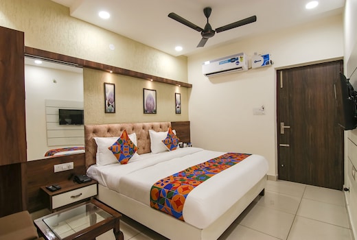 FabHotel Spring
