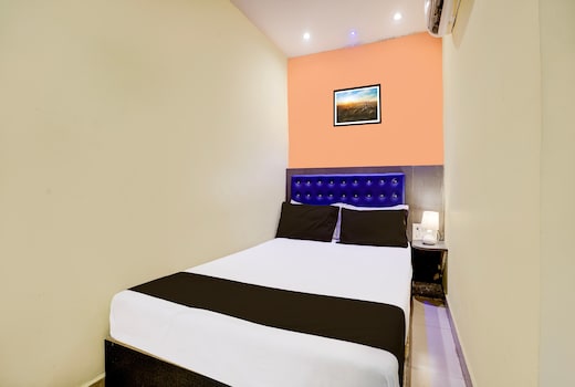 Hotel O Shera Residency