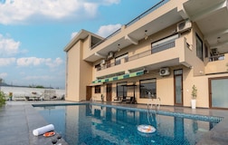 Swimming Pool 1