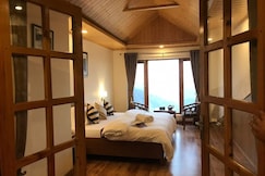 The Peak Homestay, Chail