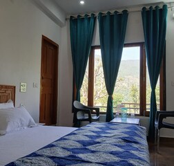 Double Room with Mountain View