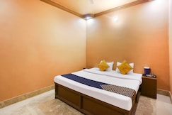 SPOT ON Hotel Sarojani Villa, Prayagraj