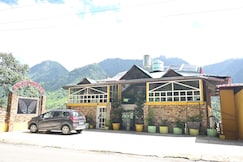 Vikas Hotel Dolmar, Bhowali