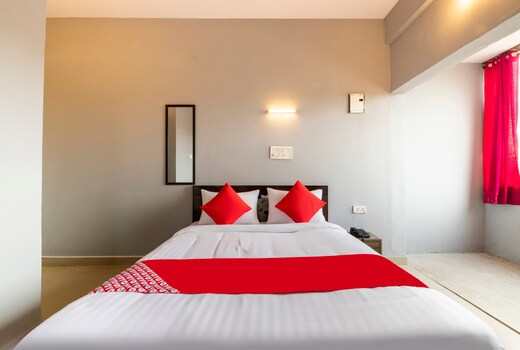 Hotel O Gold Inn Grey