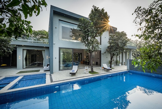 SaffronStays Six Degrees