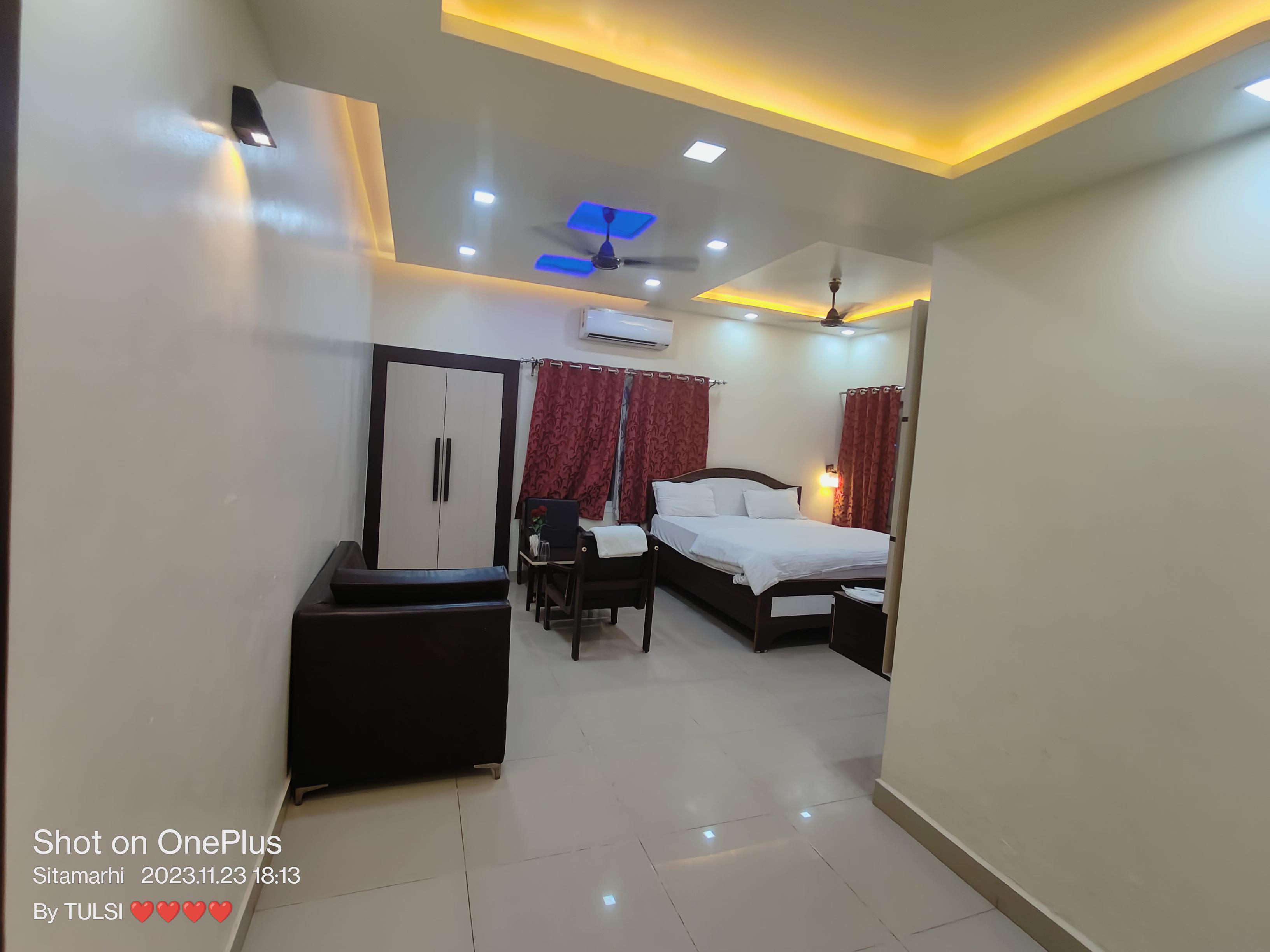 Hotel Sitayan - Tap to explore photos