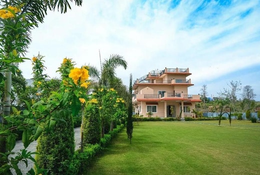 Aayan Retreat Villa