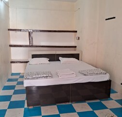 Bedroom No. 1