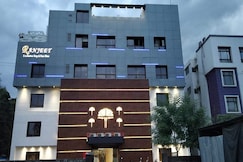 HOTEL RANJEET, Akola