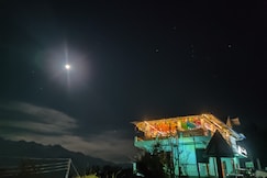 The Pine Wood, Munsiyari