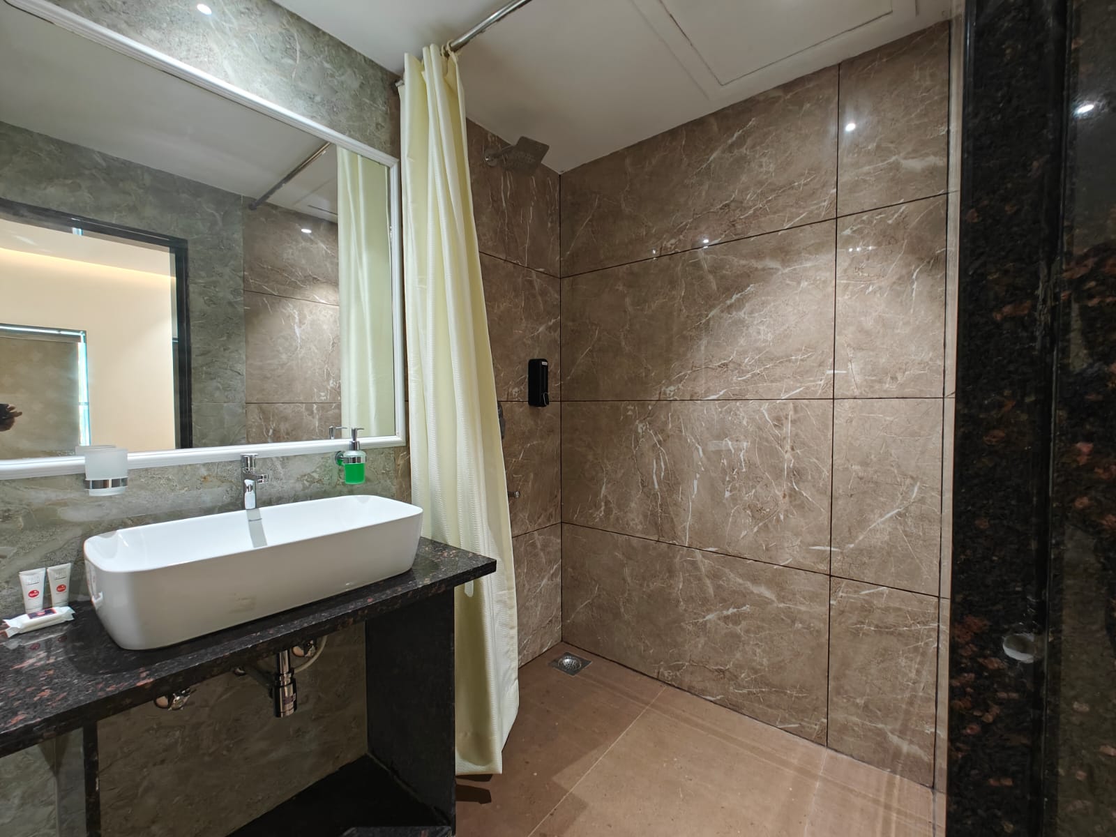 Zip By Spree Hotels Neelam Nakshatra - Tap to explore photos