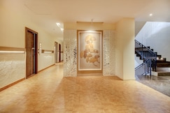 Super Townhouse Geetraj Near Shalimar Gateway, Lucknow