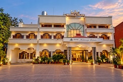 Hotel Maharaja Palace, Garhshankar
