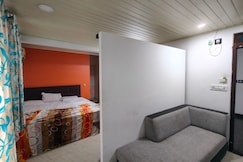 Queens INN, Kodungallur