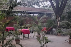 Liva Rooms Kopargaon and Restaurant, Nashik
