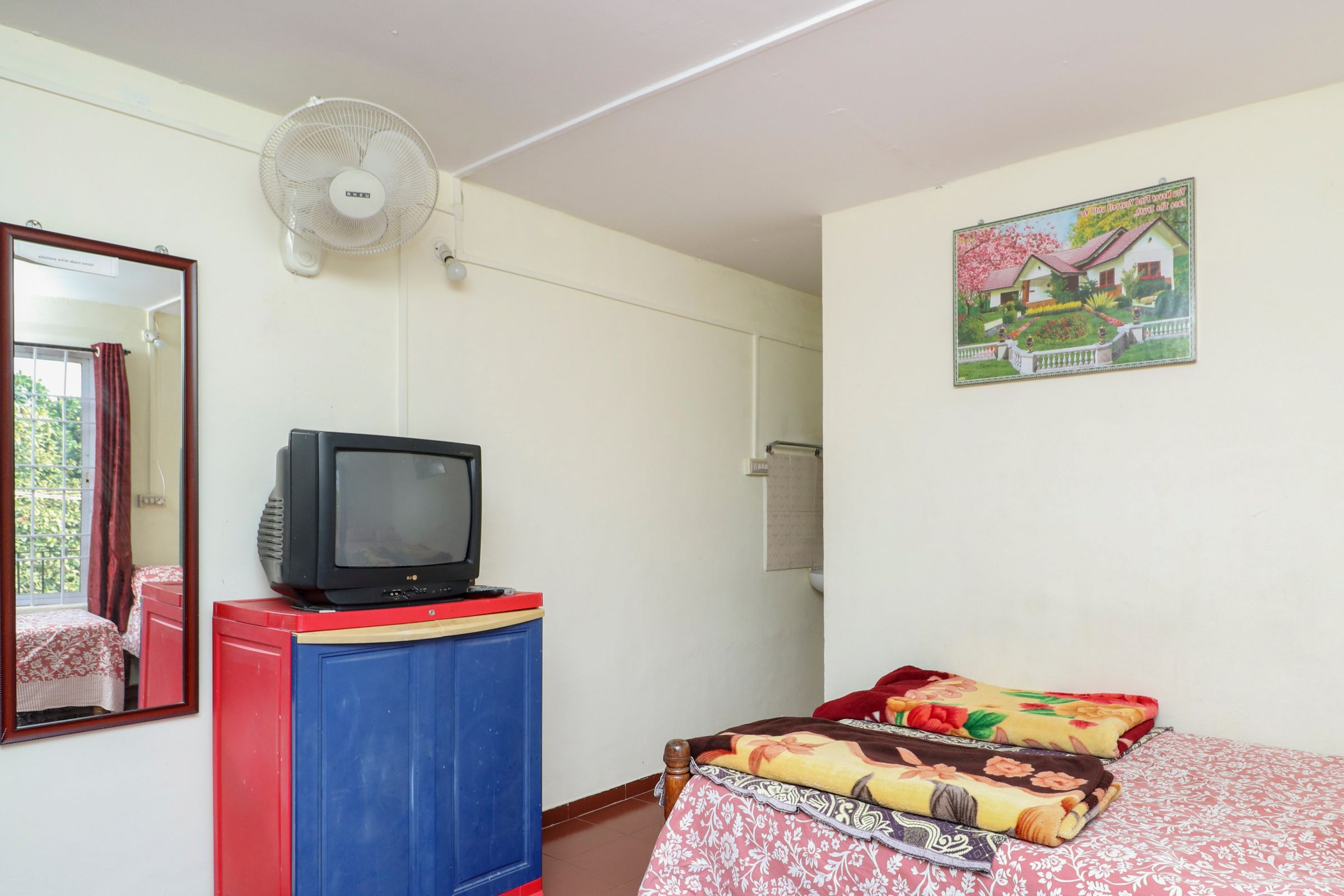 ANAMIIVA HOMESTAY - Tap to explore photos