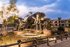 Shriji Ananda Hotel And Resort, Dhar