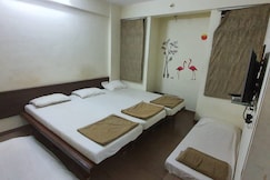 Hotel Prarthana Executive, Parasgad