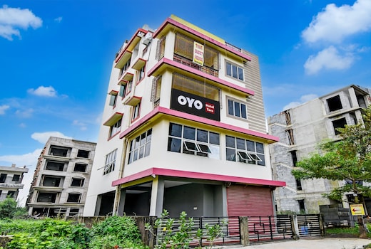 Hotel O TARA Shapoorji Pallonji Children's Park