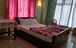 Flat with Kitchenette