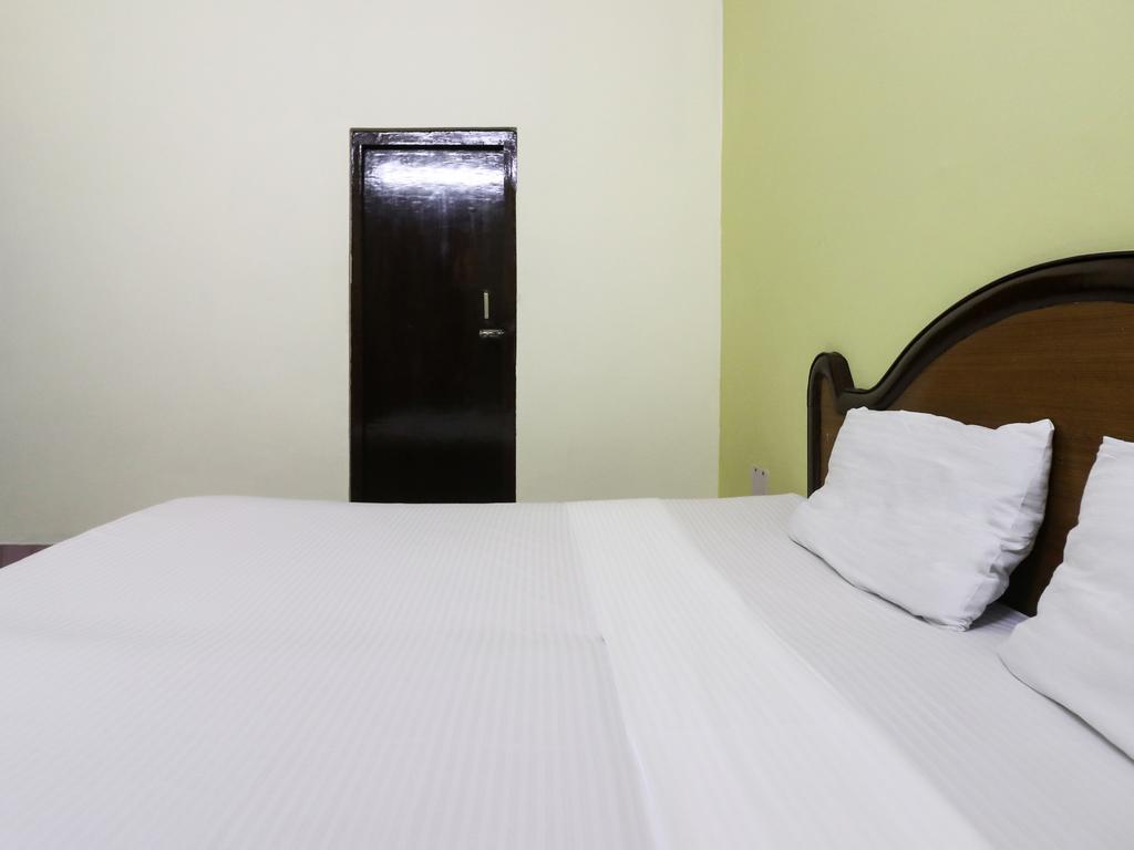 Hotel Samay Pallace - Tap to explore photos