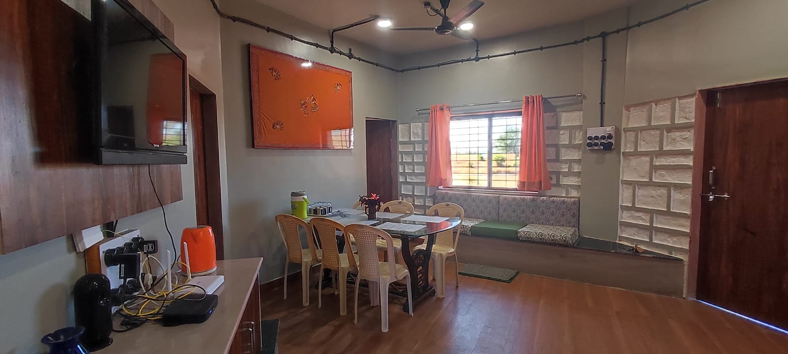 Club Shandilya Annexe - Tap to explore photos