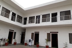 PRABHU HOTELS & RESORT, Vrindavan