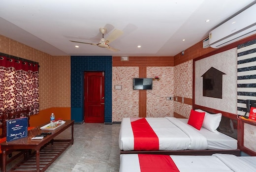 Gnanam Beach Residency